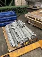 PALLET LIGHT CROSS BEAMS