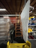 9-STEP WAREHOUSE LADDER