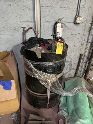 DRUM OF DEGREASER WITH MANUAL PUMPS - 5 GALLON
