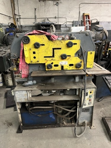 HYDRAULIC PUNCH