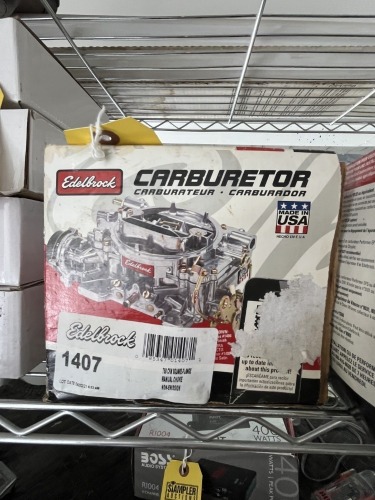 EDELBROCK 1407 4-BARREL CARBURETOR (NEW IN BOX)
