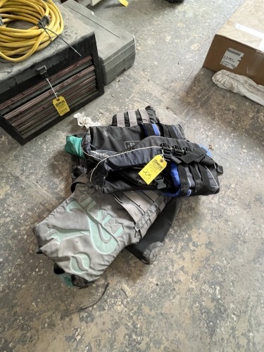 ASSORTED PERSONAL FLOTATION DEVICES
