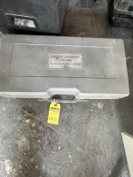 CENTRAL HYDRAULICS PORTABLE PULLER SET - 4 TON