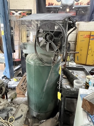 SCHULTS MSV30MAX COMPRESSOR - 220V / 7.5HP / NO MOTOR