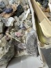 LOT ASSORTED QUARTZ & CRYSTALS - 5