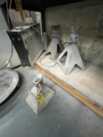 JACK STANDS