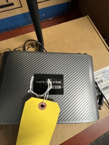NOVASTAR TB40 MULTIMEDIA PLAYER