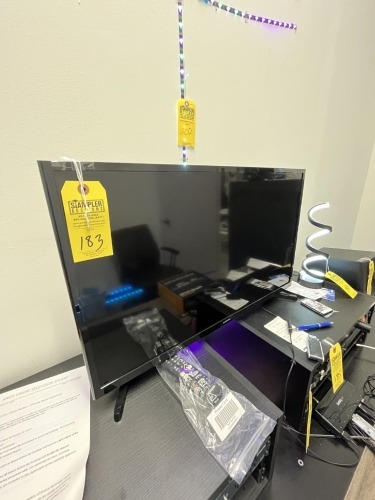 SAMSUNG 32'' TELEVISION WITH REMOTE
