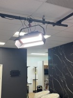 FLEKTOR ALUE2 BI-COLOR BARN DOORS STAGE LIGHTS (MOUNTED)