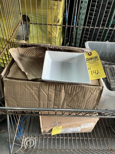 SQUARE WHITE BOWLS (NEW)