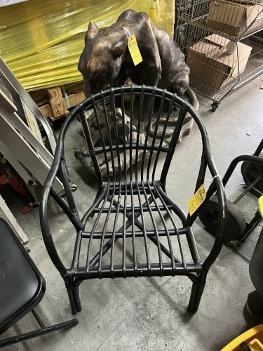 BLACK CHAIR