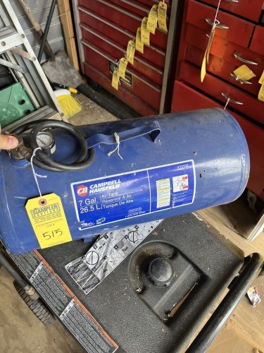 CAMPBELL HAUSFELD PORTABLE COMPRESSOR - 7 GALLON (LOCATED IN HOLLYWOOD, FL)