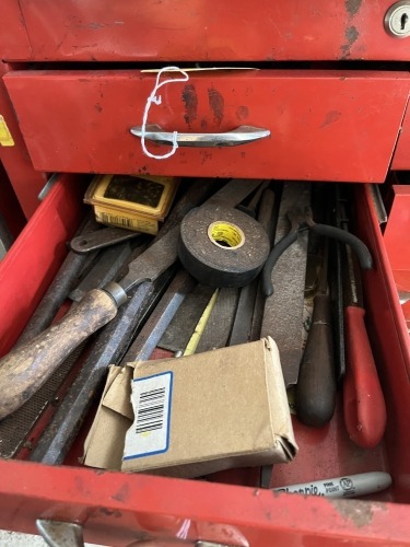 CONTENTS OF DRAWER - FILES, CHAIN SAW CHAIN, ETC (LOCATED IN HOLLYWOOD, FL)