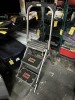 LITTLE GIANT ALUMINUM SAFETY STEPS - 2
