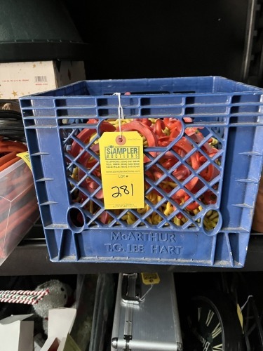 PLASTIC CHAIN WITH HOLDERS