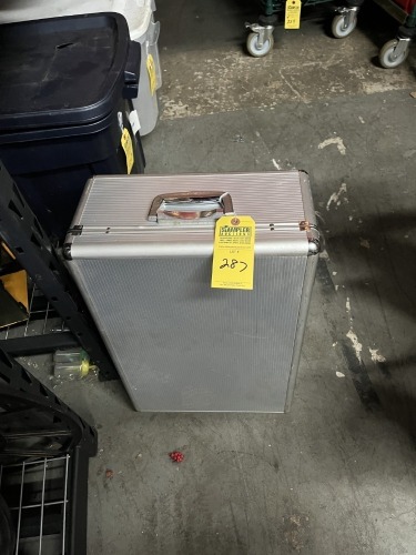 METAL BOX WITH HANDLES & CONTENTS OF DISCS