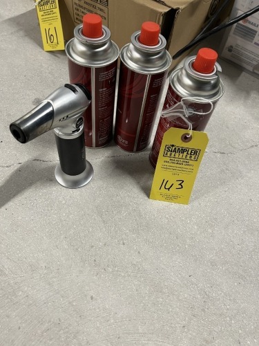 LOT - TB TEEK TORCH & 3 CANS BUTANE