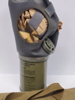 WWII Gas Mask Model M1A2-1-1 Large Adult