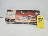 Vintage Republic F-84G Thunderjet Plastic Model Kit