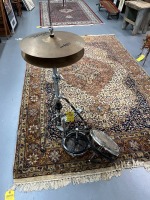 Pieces - Cymbal on Stand / 2- Drums