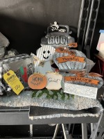 LOT ASSORTED HOLIDAY DECOR - MOSTLY HALLOWEEN