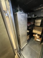 BREAD RETARDER (IN WALK-IN REFRIGERATOR)