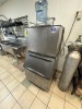 MANITOWAC ICE MAKER