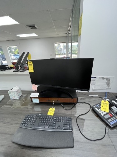 DELL XPS COMPUTER WITH LG MONITOR & LOGI ERGONOMIC KEYBOARD