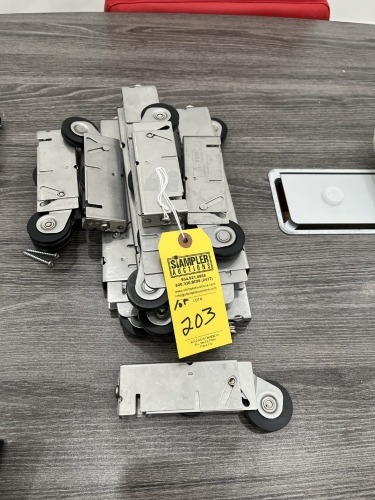 LOT SLIDING GLASS DOOR TANDEM ROLLER ASSEMBLIES