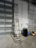 LOUISVILLE ALUMINUM EXTENSION LADDER - 24'