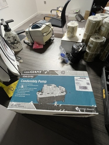 LITTLE GIANT CONDENSATE PUMP (NEW IN BOX)