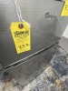 WHIRLPOOL MINI FRIDGE / FREEZER - 4