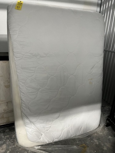 MATTRESS - 74''x53''