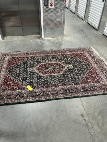 ORIENTAL RUG - 6'x9'
