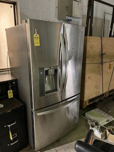 LG LKX3192SST STAINLESS STEEL FRENCH DOOR REFRIGERATOR / FREEZER