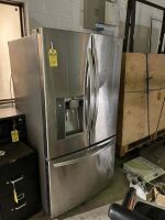 LG LKX3192SST STAINLESS STEEL FRENCH DOOR REFRIGERATOR / FREEZER